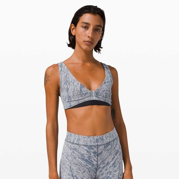 Lululemon Tulua Bra *lululemon lab - Picture 1 of 9